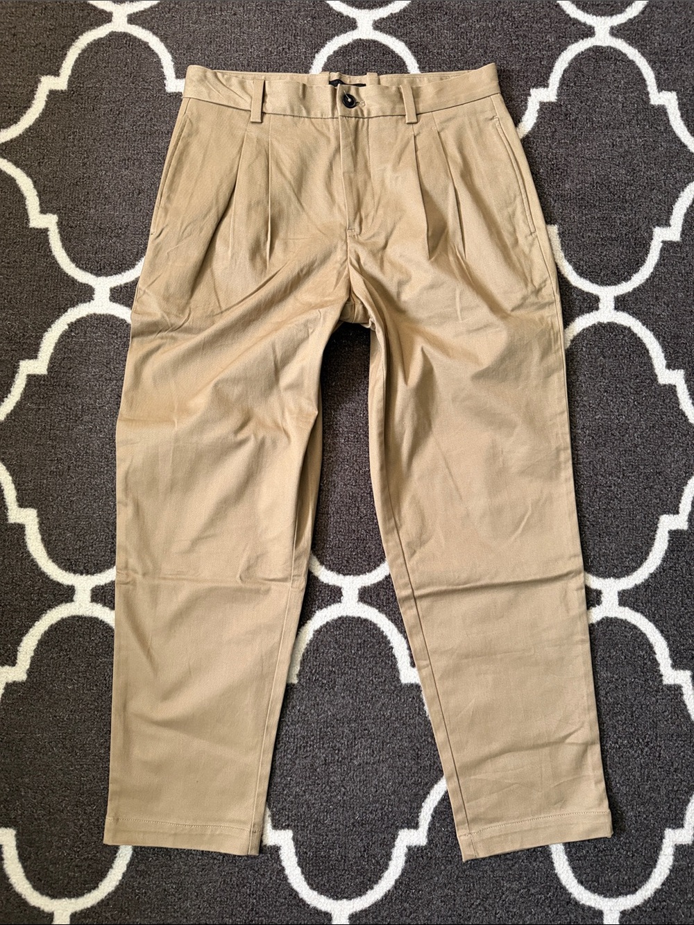 Mango Man Pleated Chinos in Khaki Beige